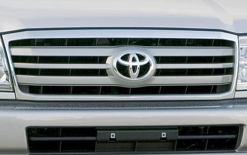 2006 Toyota Land Cruiser exterior FBDG