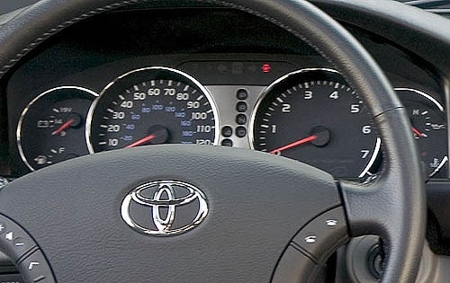 2006 Toyota Land Cruiser interior G