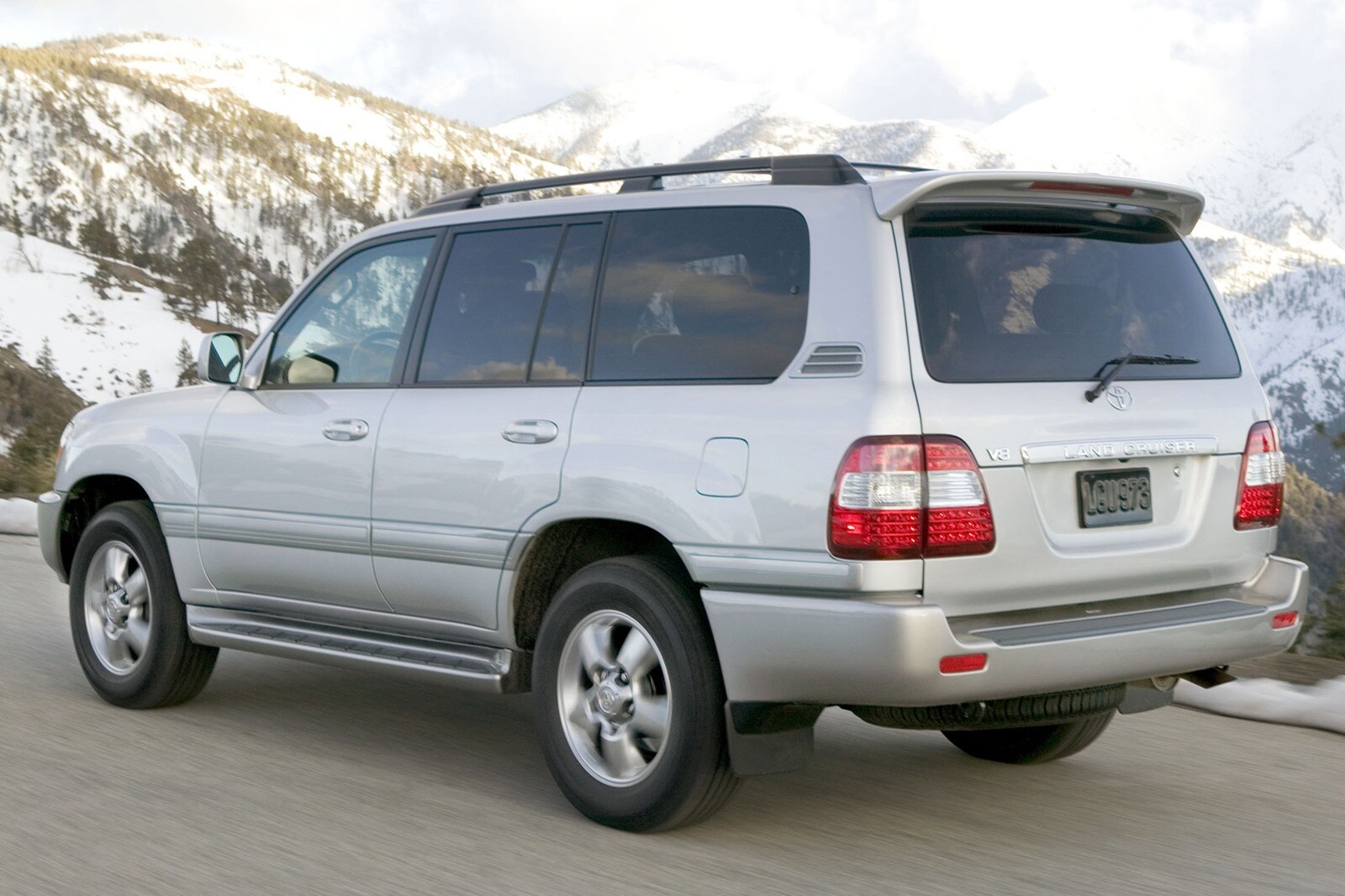 2007 Toyota Land Cruiser 4dr SUV Exterior