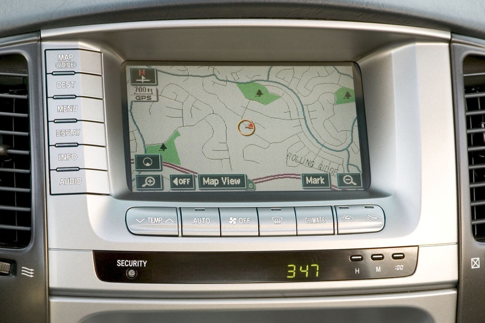 2007 Toyota Land Cruiser interior NAVSYS