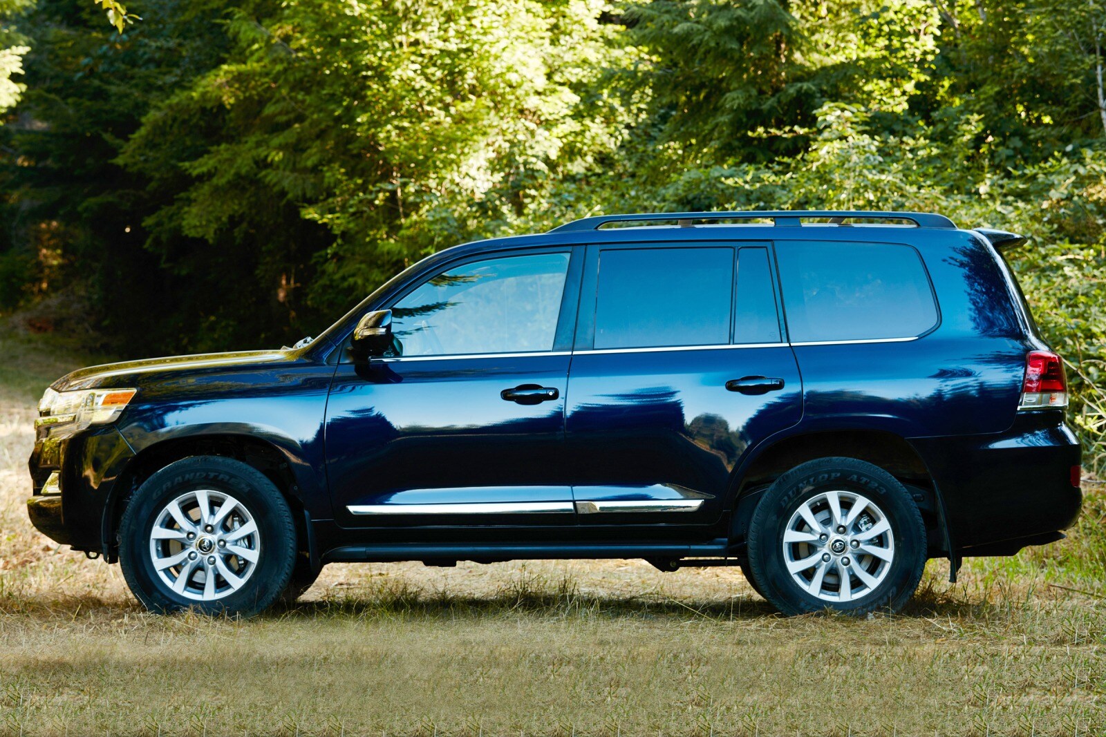 2016 Toyota Land Cruiser 4dr SUV Exterior