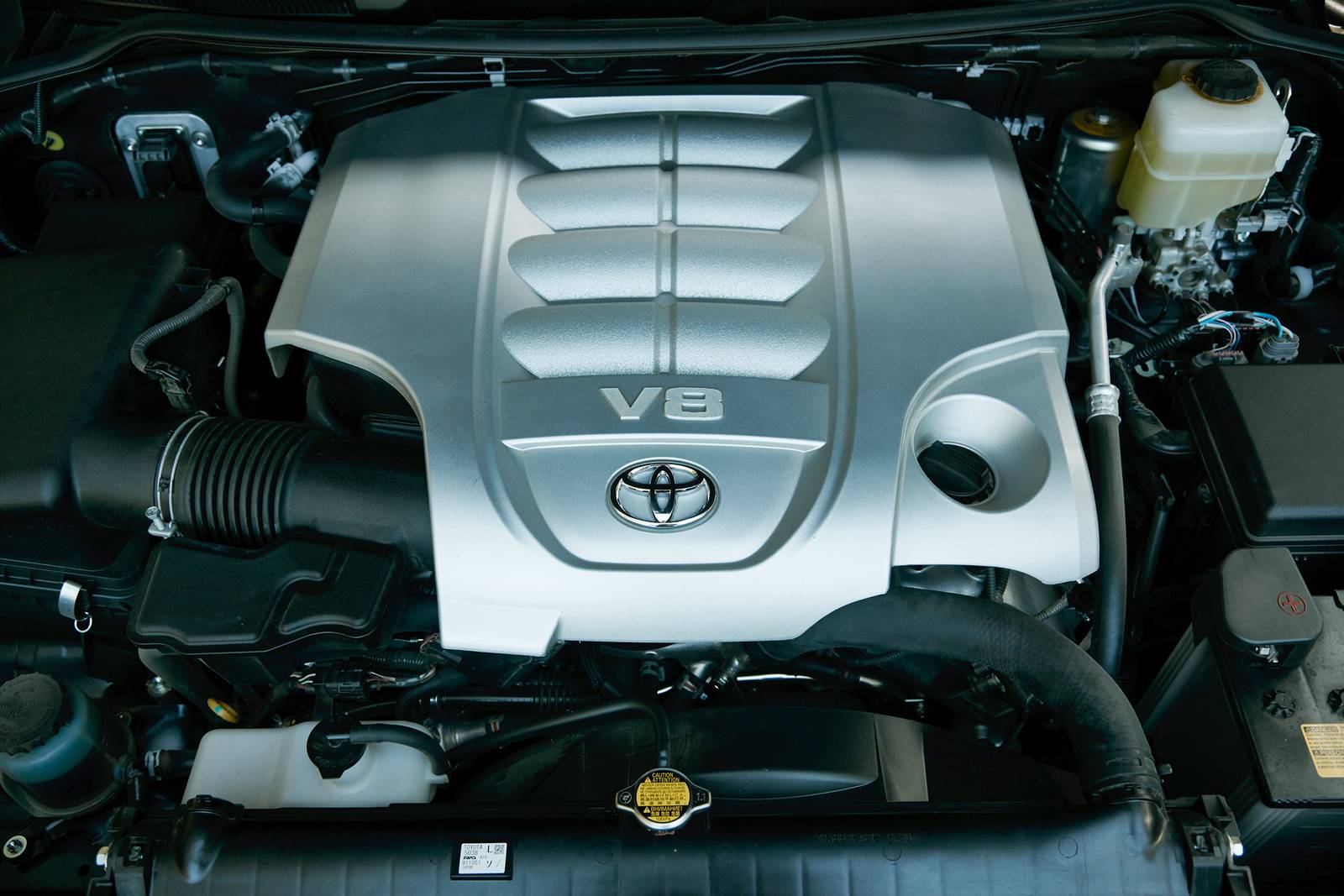 2017 Toyota Land Cruiser exterior E