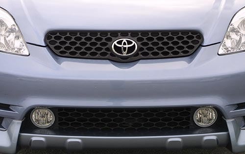 2003 Toyota Matrix exterior FBDG