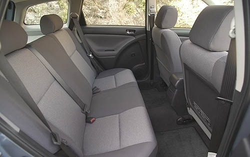 2006 Toyota Matrix interior RI