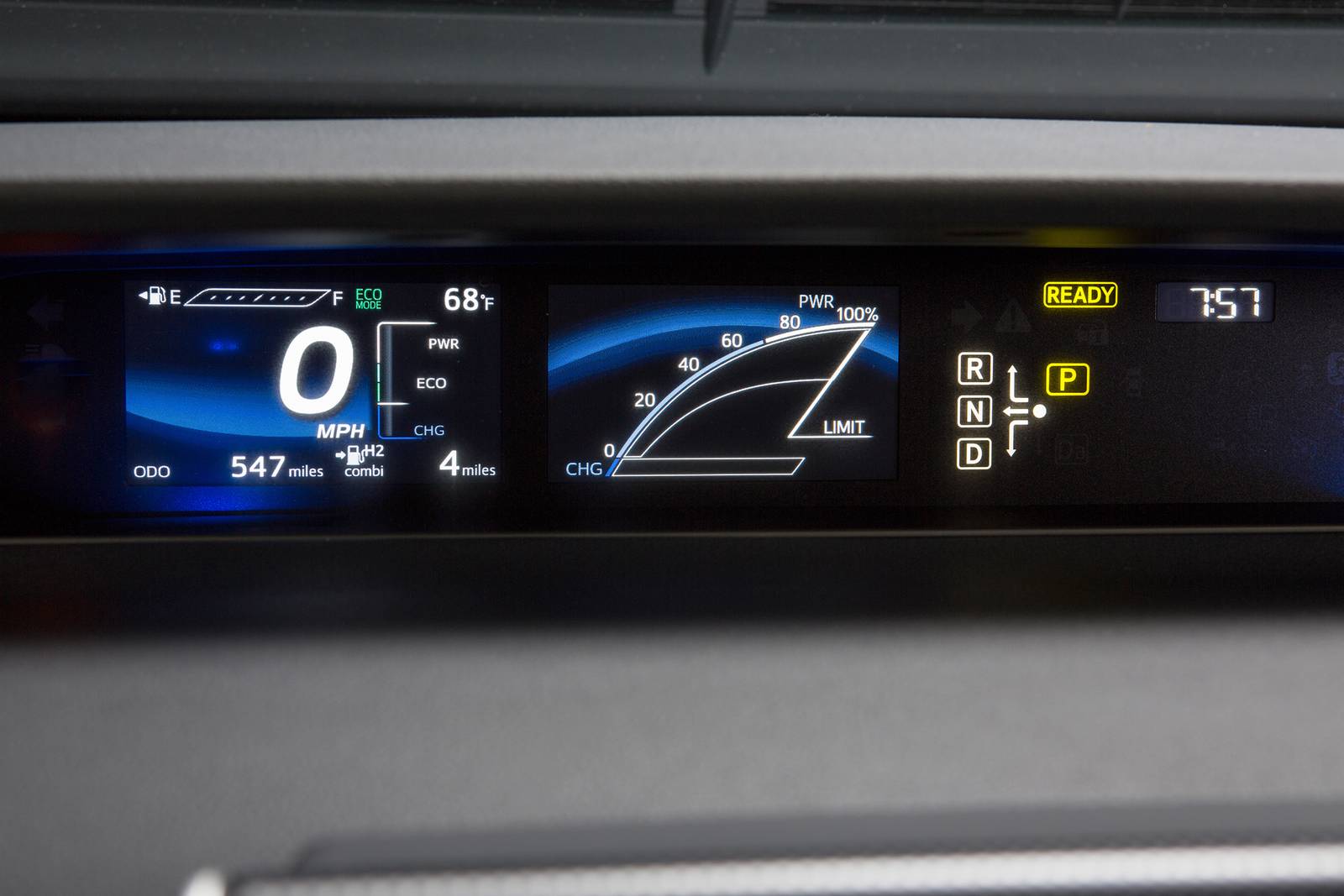 2017 Toyota Mirai interior G