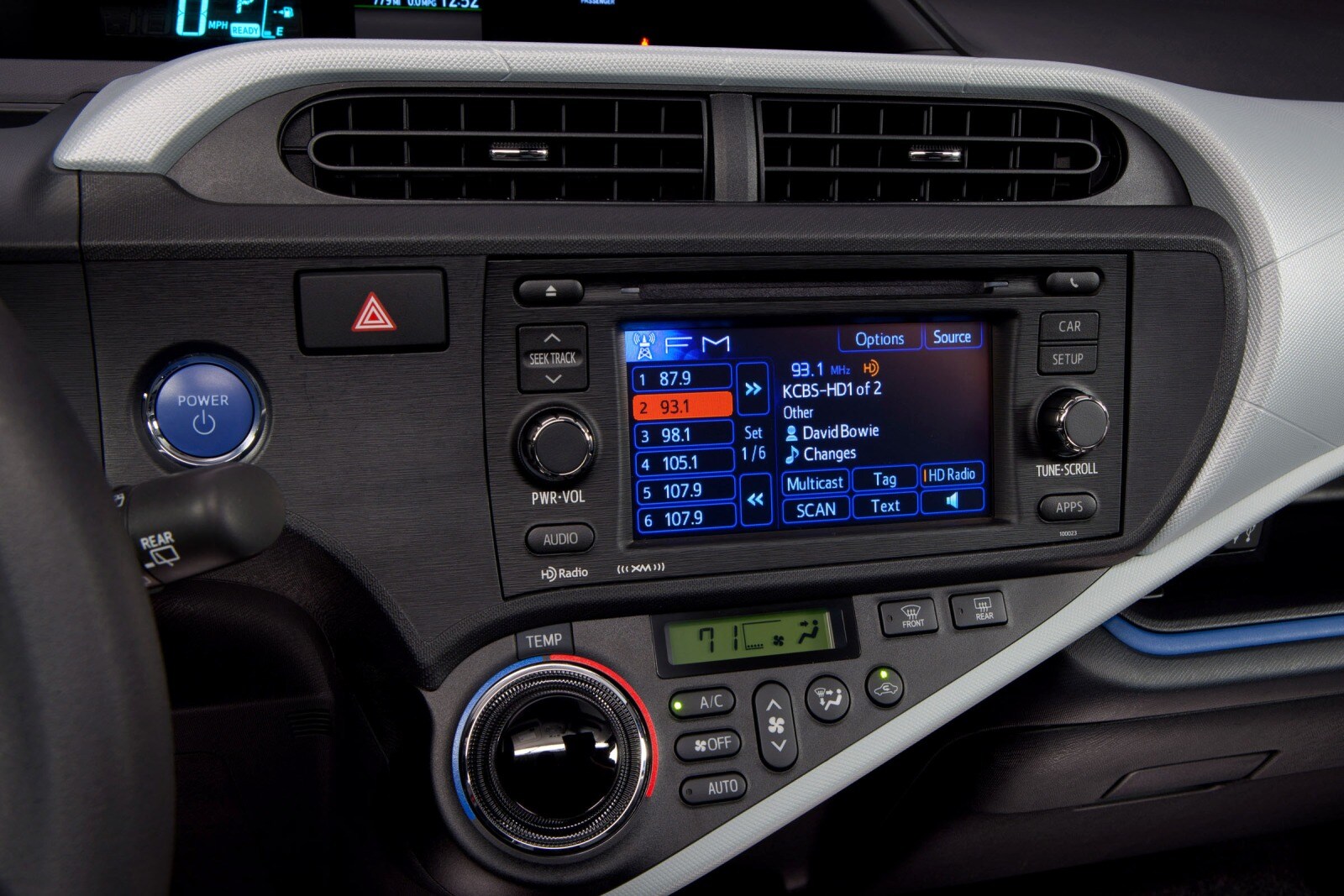 2012 Toyota Prius c front safety CC