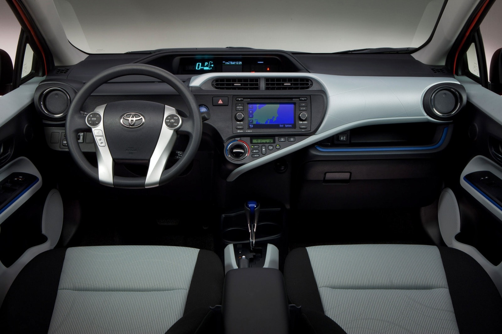 2012 Toyota Prius c front safety D