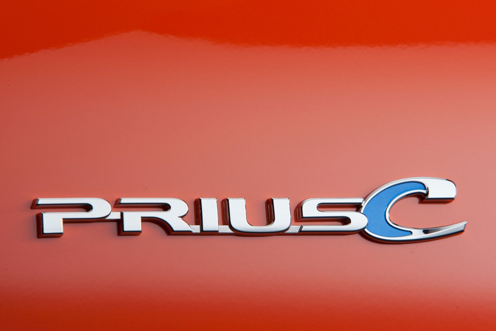 2012 Toyota Prius exterior RBDG