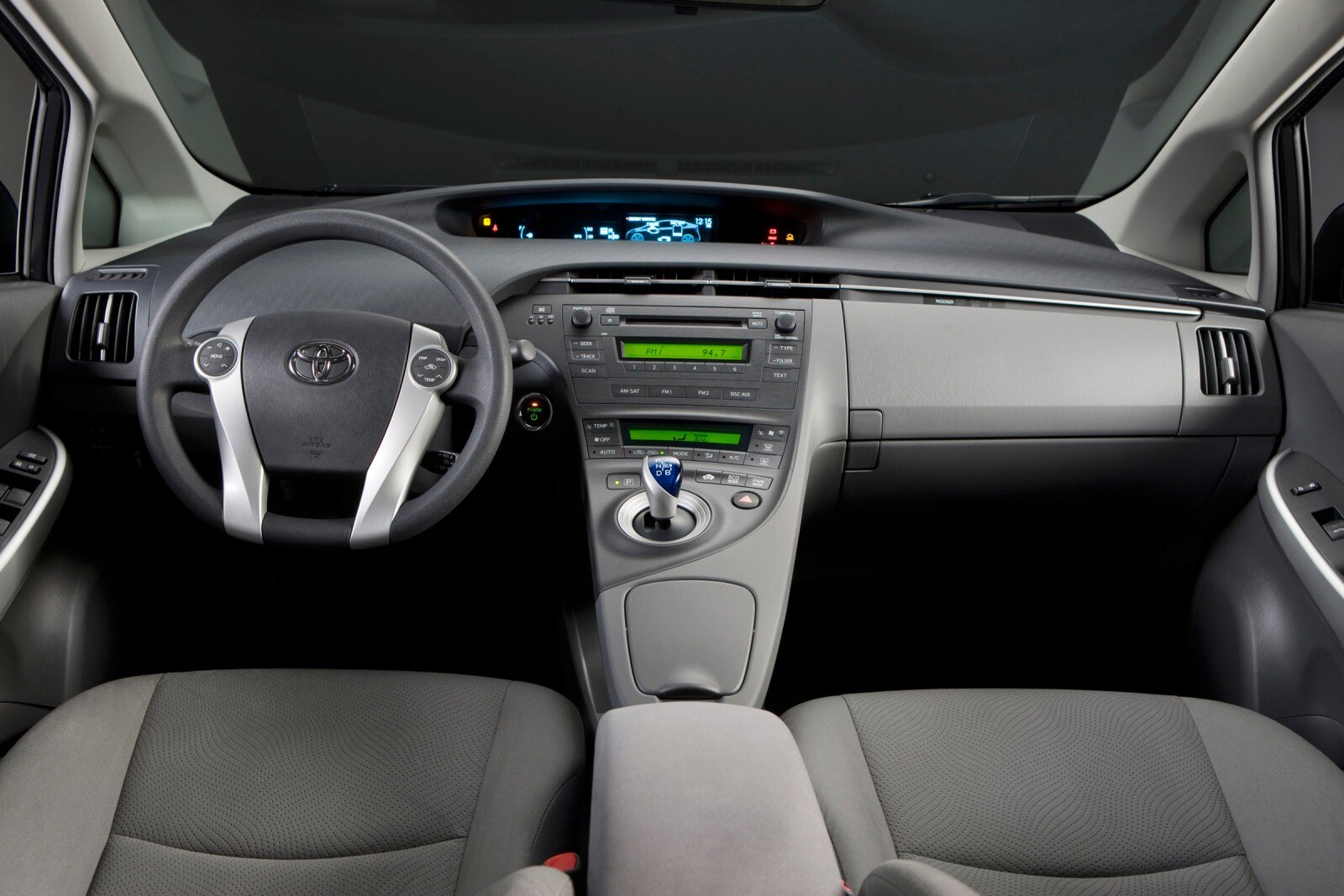 2010 Toyota Prius interior D
