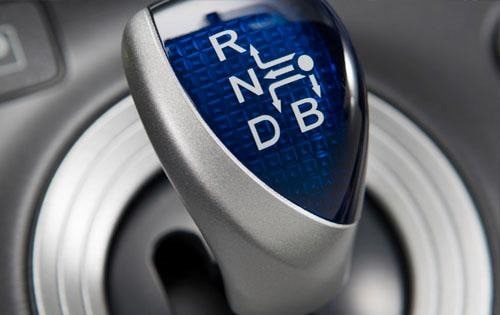 2011 Toyota Prius interior CC