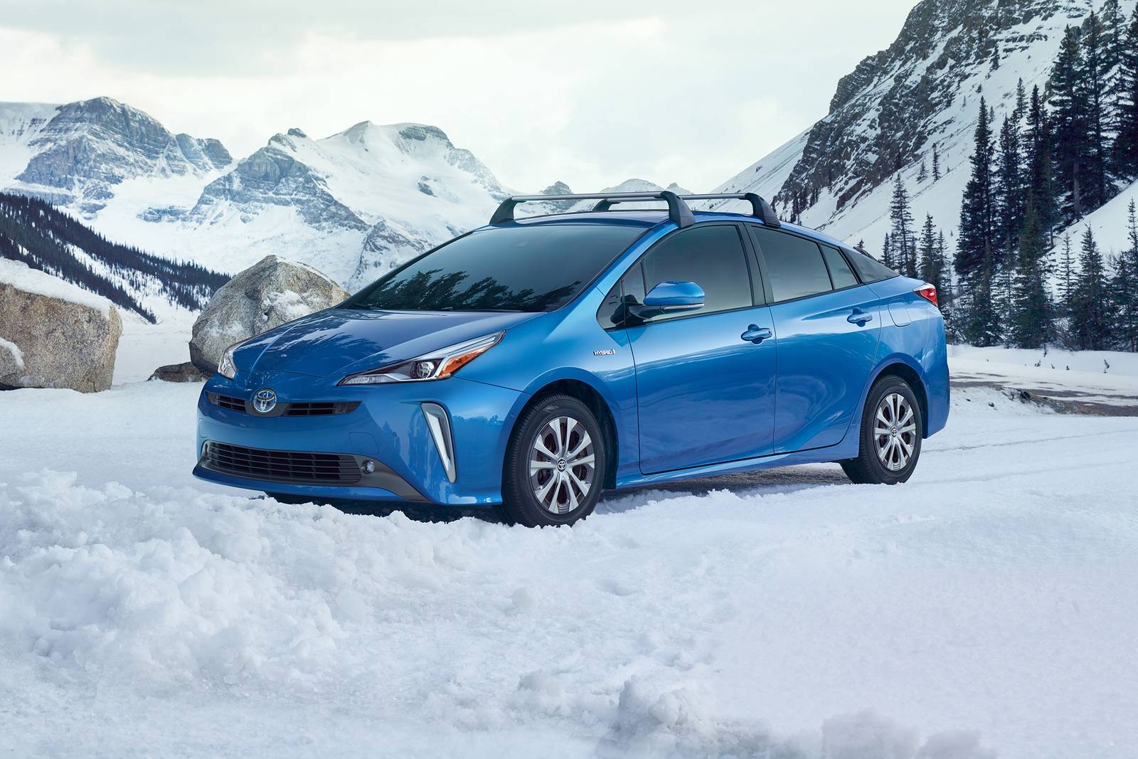 2019 Toyota Prius exterior LIFE1