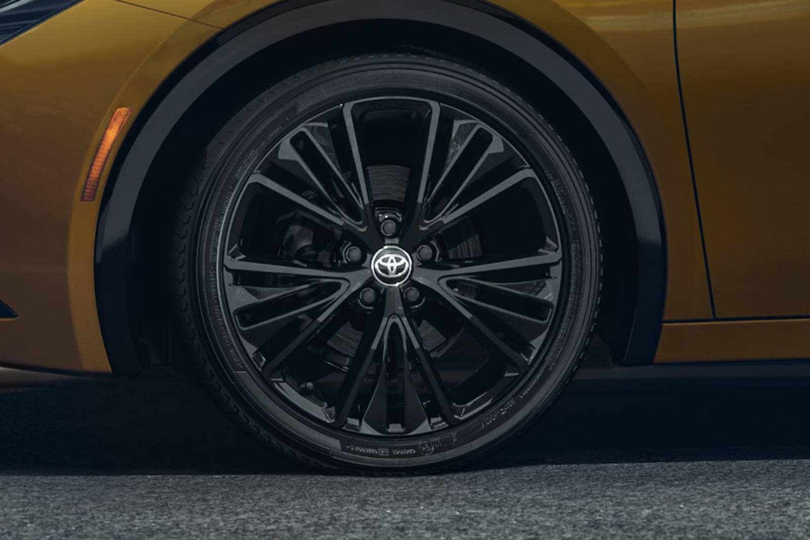 2025 Toyota Prius exterior W