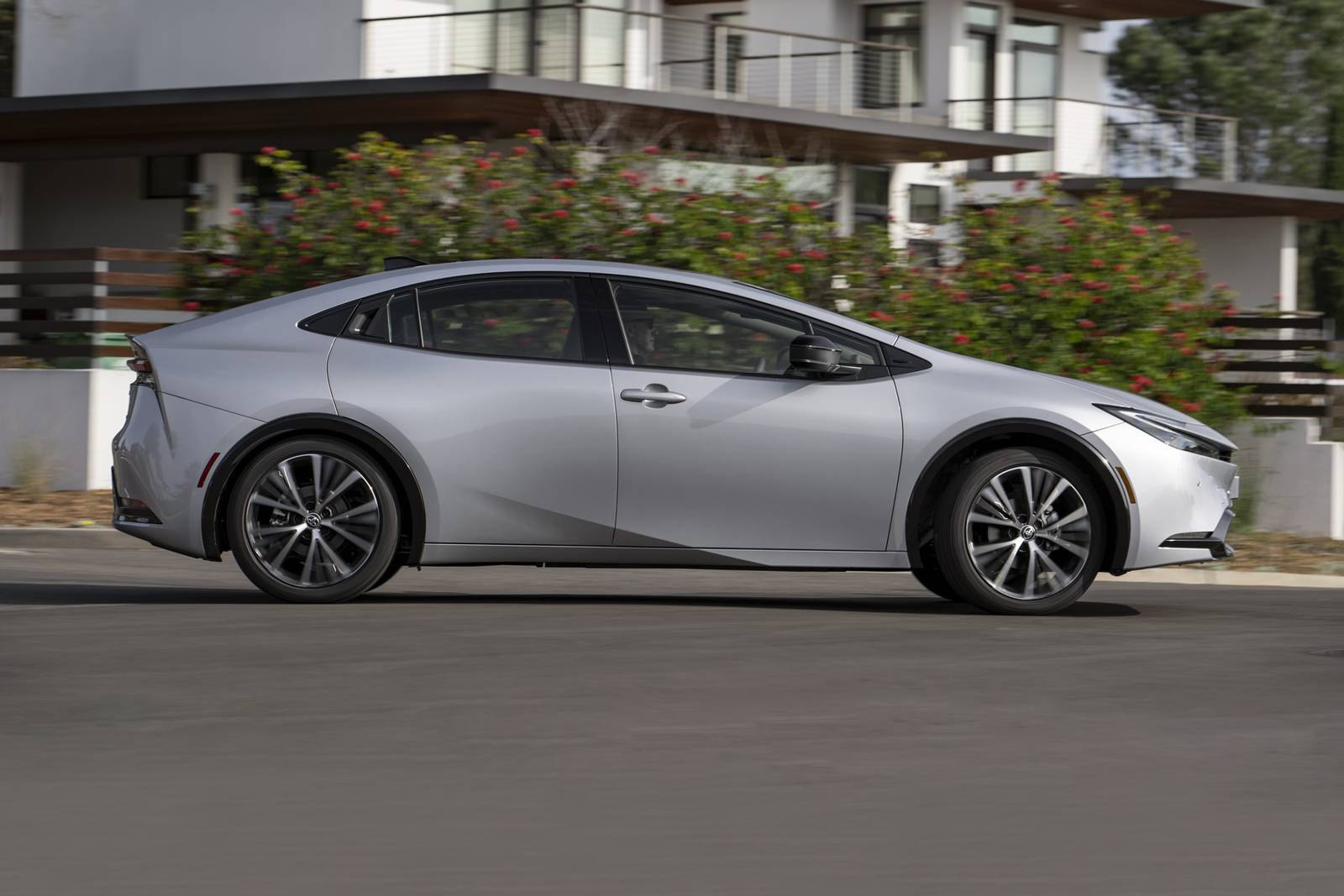 2025 Toyota Prius exterior S