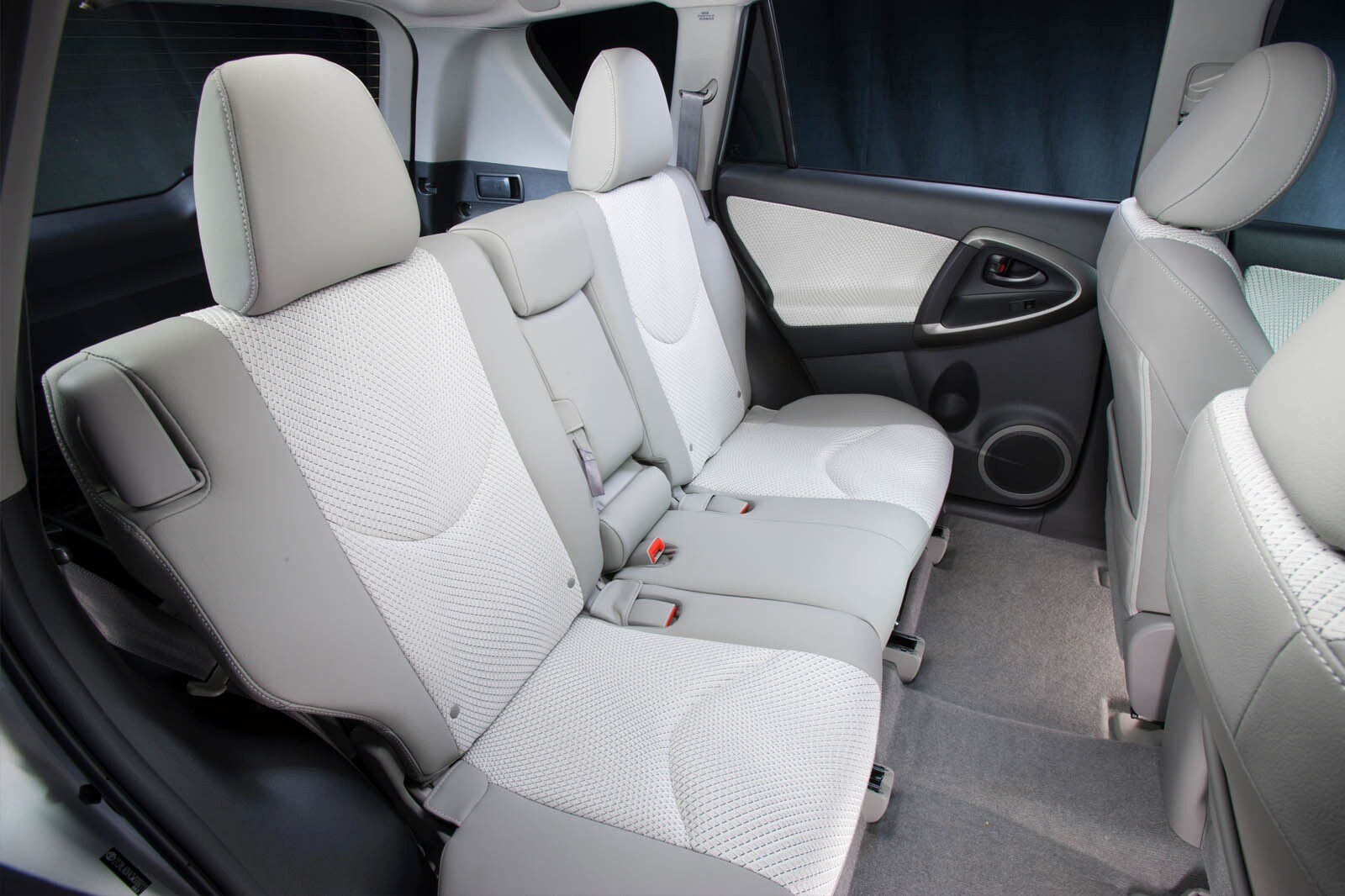 2013 Toyota Rav4 interior RI
