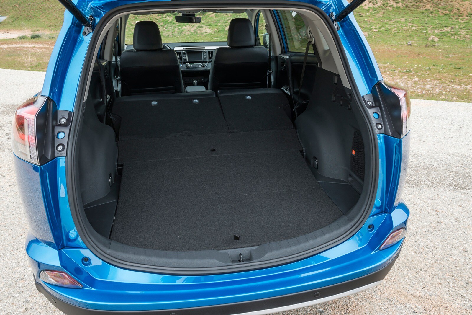 2016 Toyota RAV4 Hybrid interior CARGO