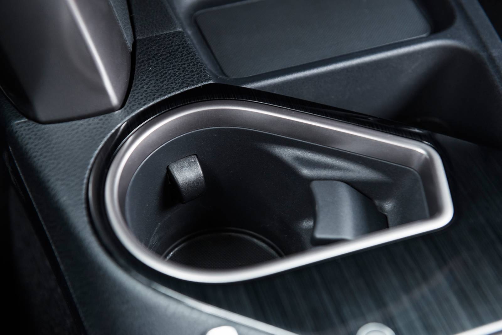 2017 Toyota RAV4 Hybrid interior CUP