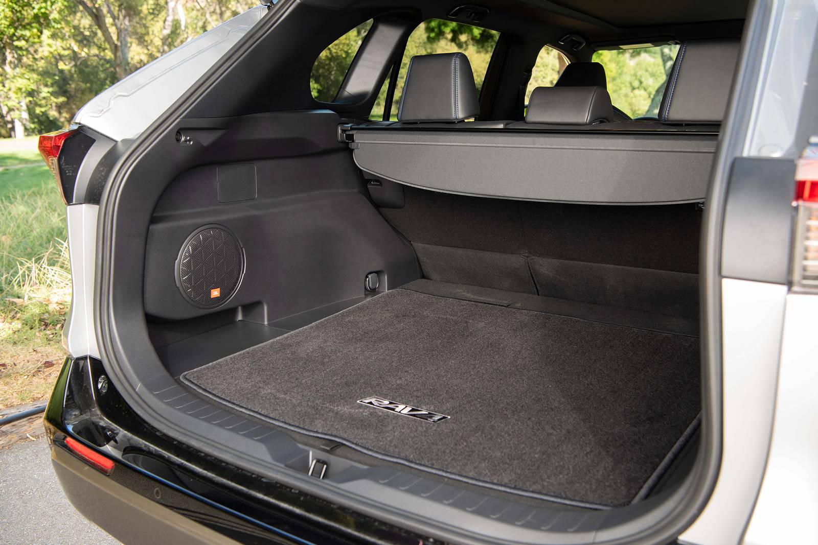 2019 Toyota RAV4 interior CARGO