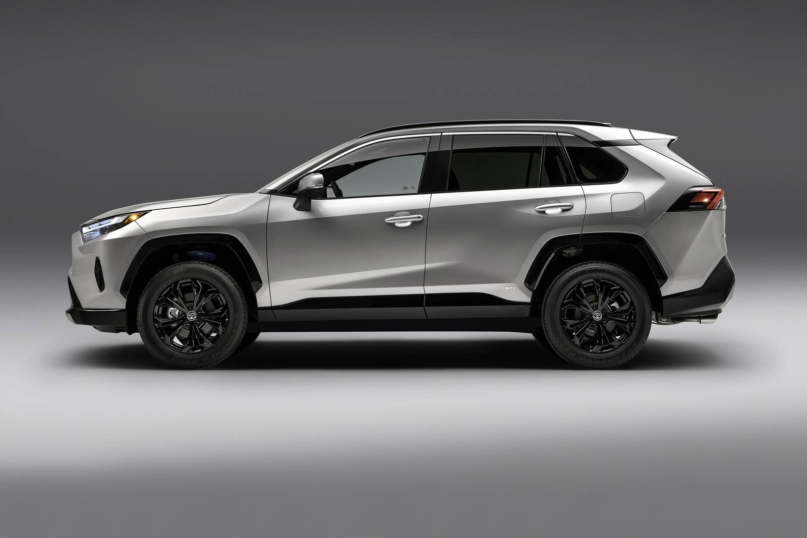 2025 Toyota Rav4 exterior S