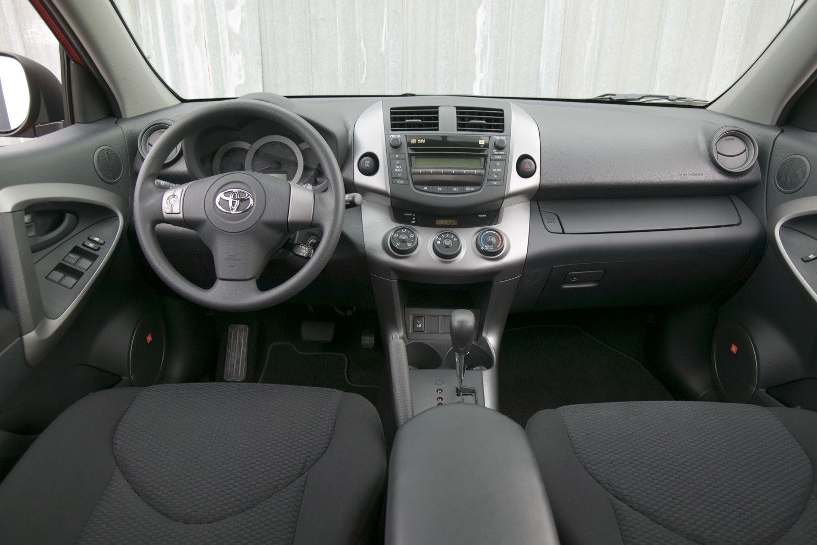 2007 Toyota RAV4 front safety D
