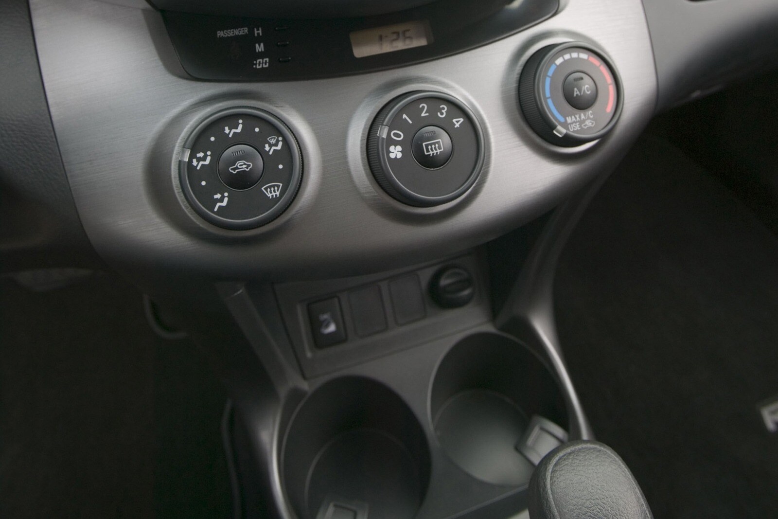 2007 Toyota Rav4 interior DETAIL