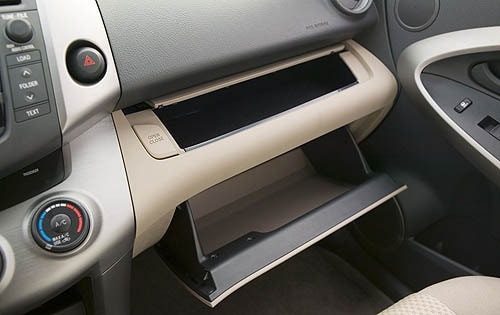 2008 Toyota RAV4 interior DETAIL