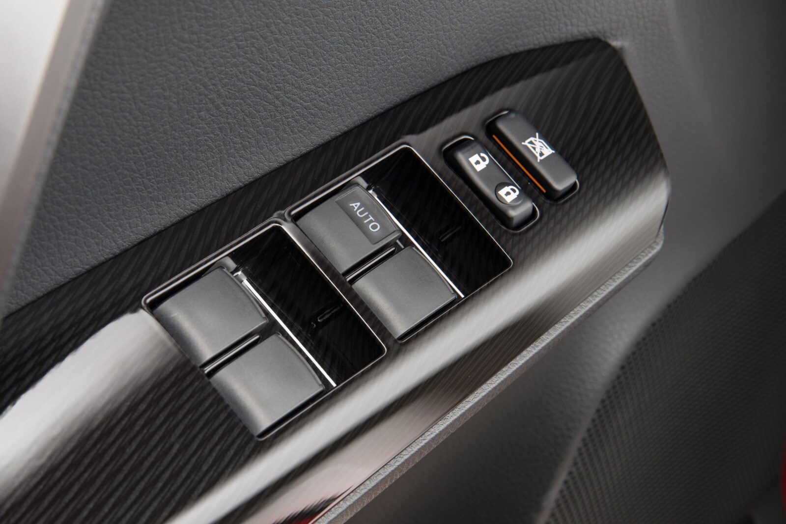 2018 Toyota RAV4 interior DETAIL