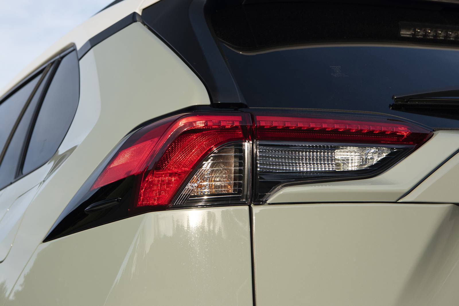 2022 Toyota Rav4 exterior EDETAIL