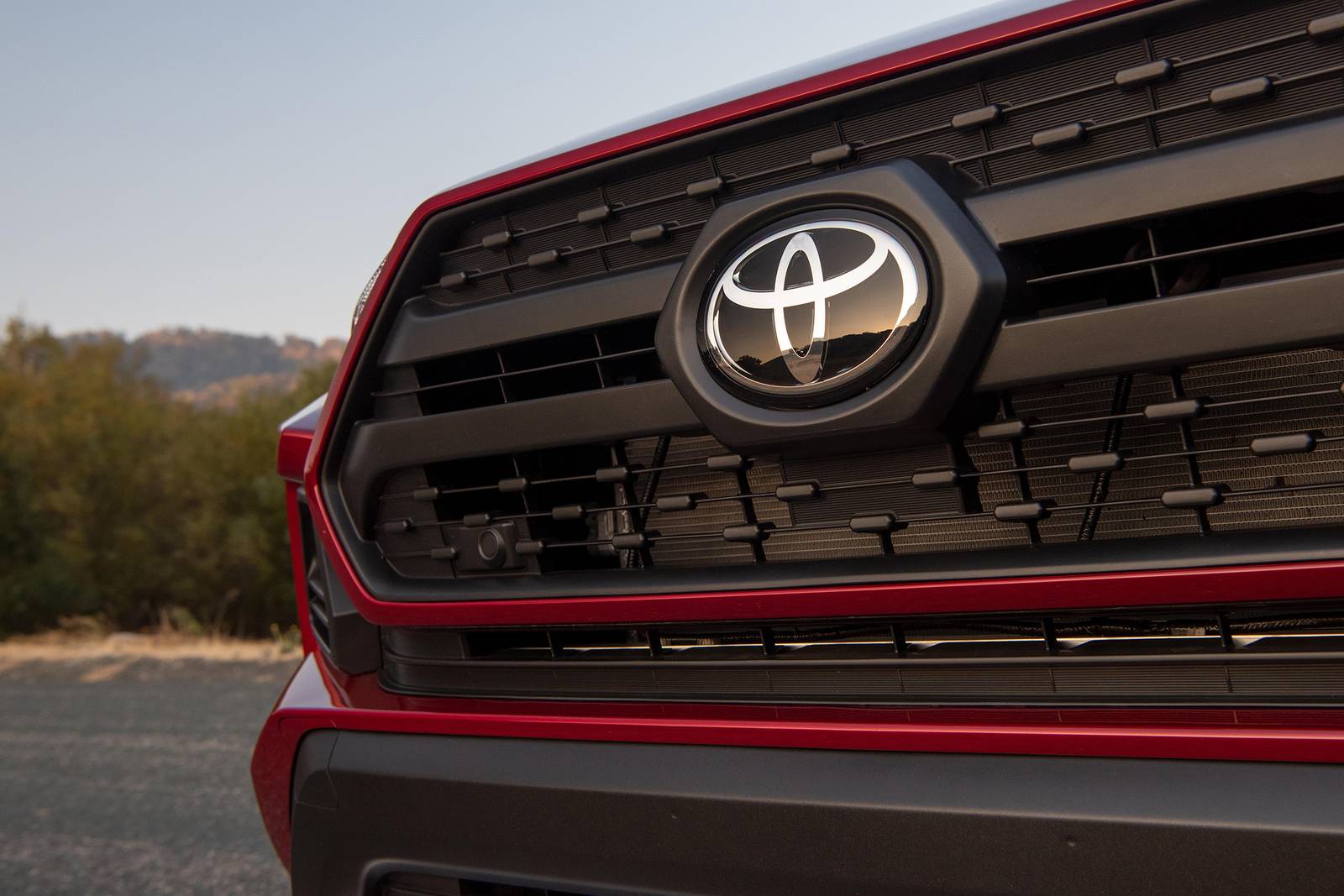 2022 Toyota Rav4 exterior FBDG