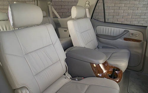 2006 Toyota Sequoia interior RI