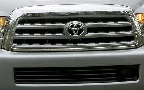 2008 Toyota Sequoia — OEM photo 4