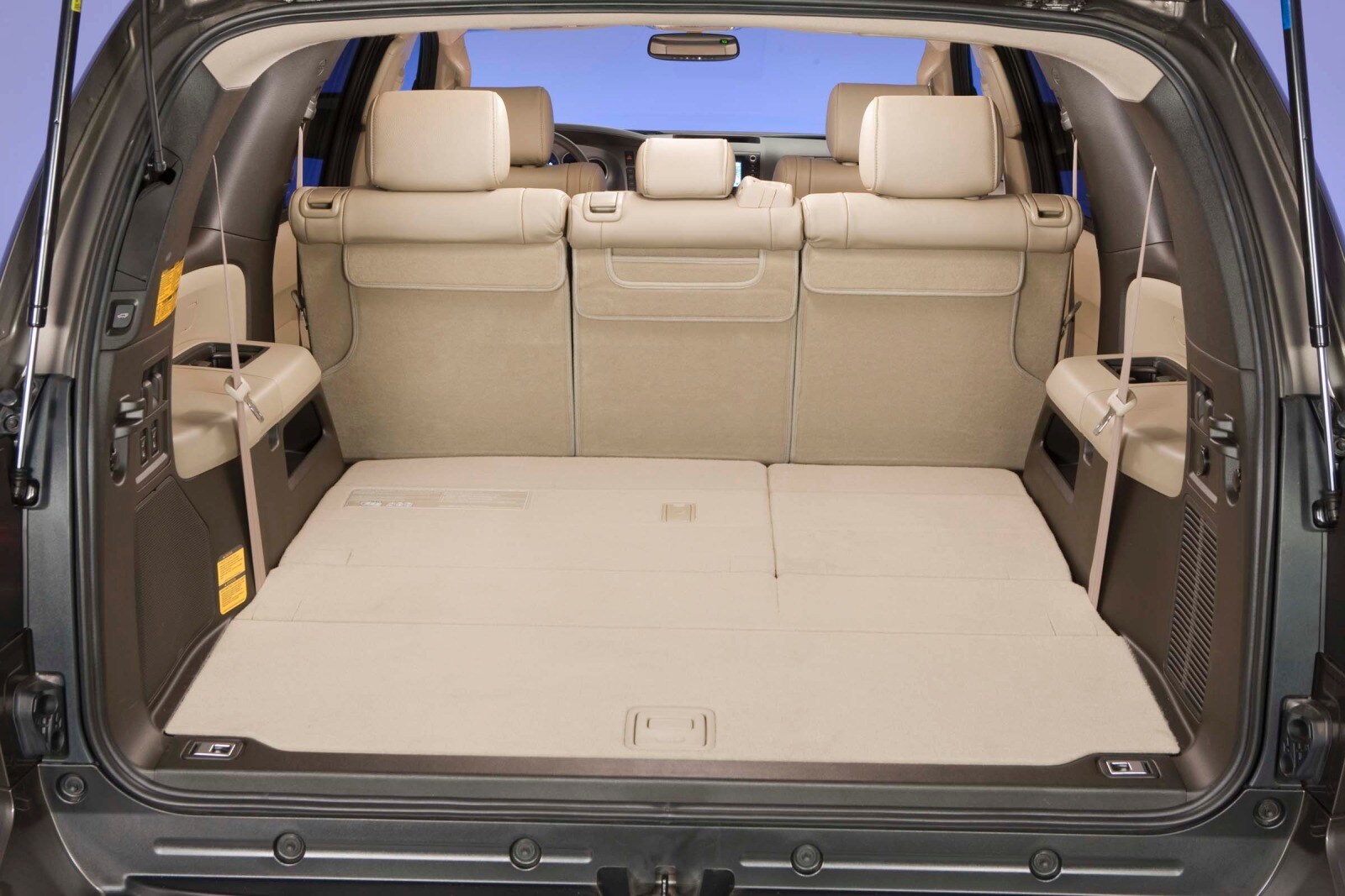 2016 Toyota Sequoia interior CARGO