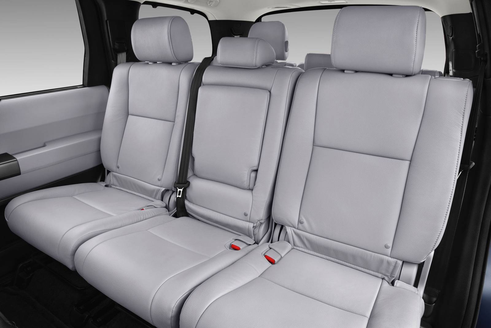 2021 Toyota Sequoia interior RI