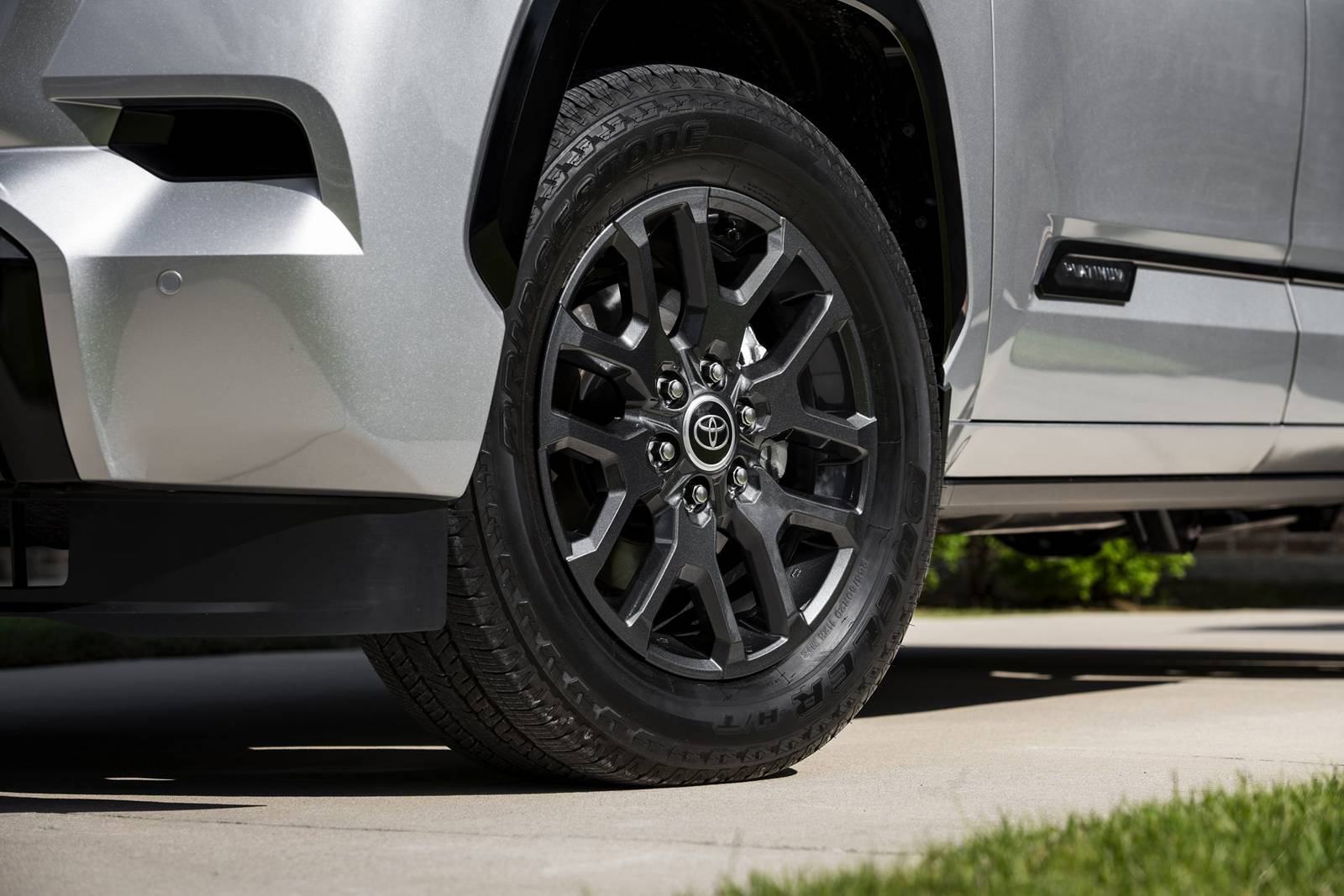 2023 Toyota Sequoia exterior W
