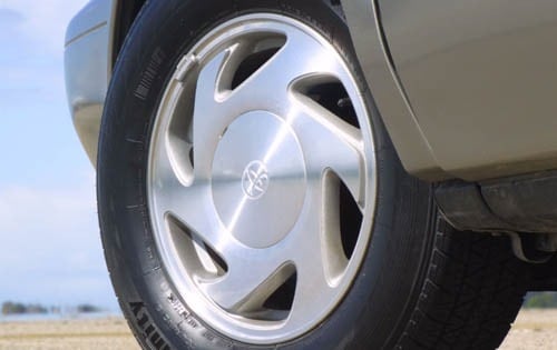 2001 Toyota Sienna exterior W