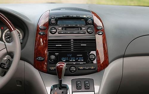 2009 Toyota Sienna front safety CC