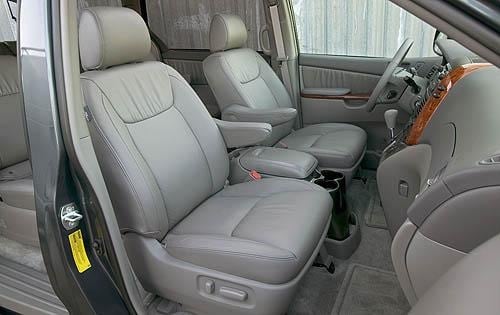 2009 Toyota Sienna interior DETAIL