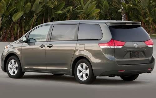 2011 Toyota Sienna exterior FQ