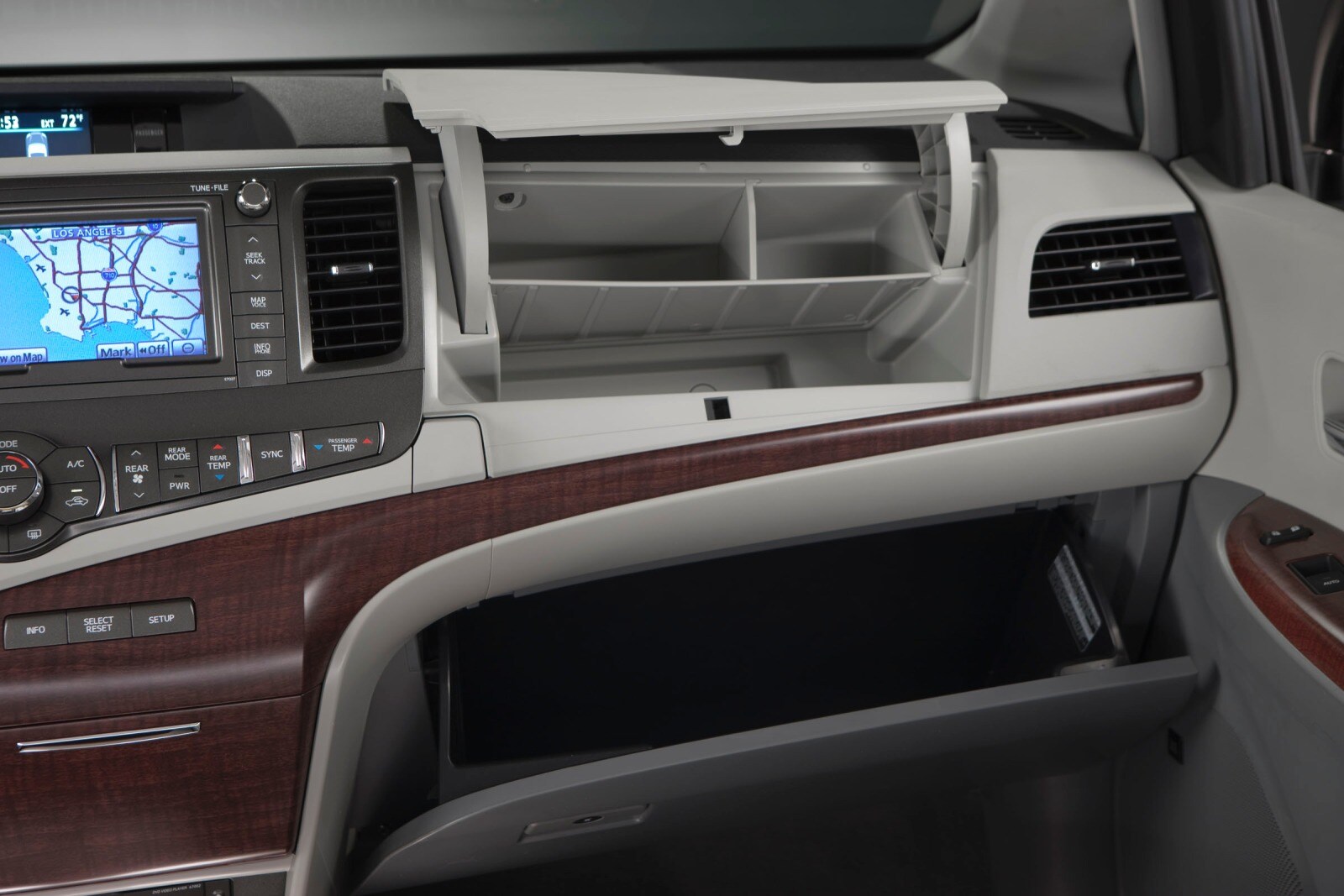 2012 Toyota Sienna front safety DETAIL