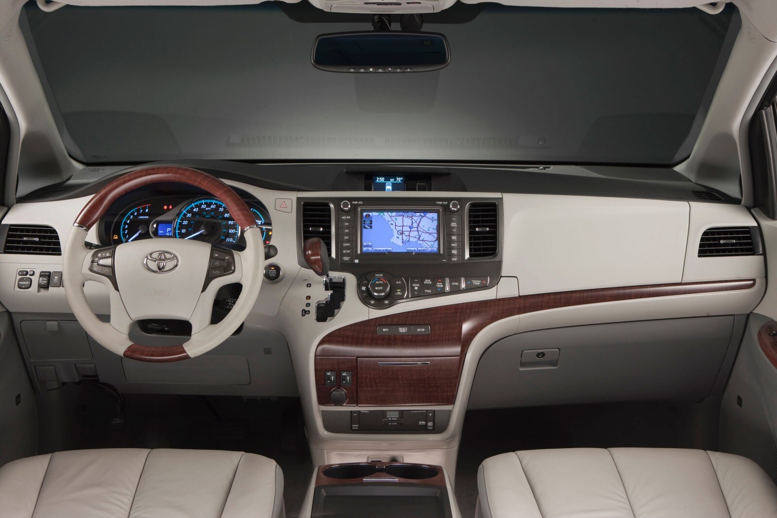 2012 Toyota Sienna interior I