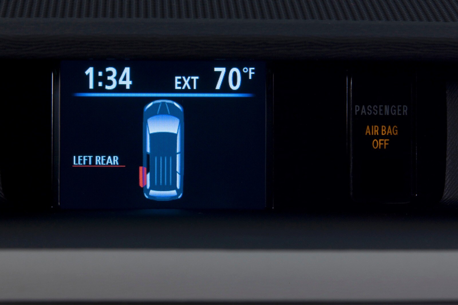 2014 Toyota Sienna interior DETAIL