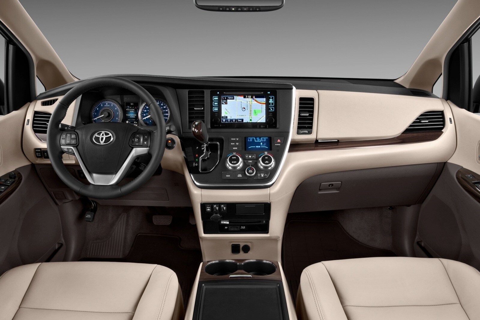 2016 Toyota Sienna interior D
