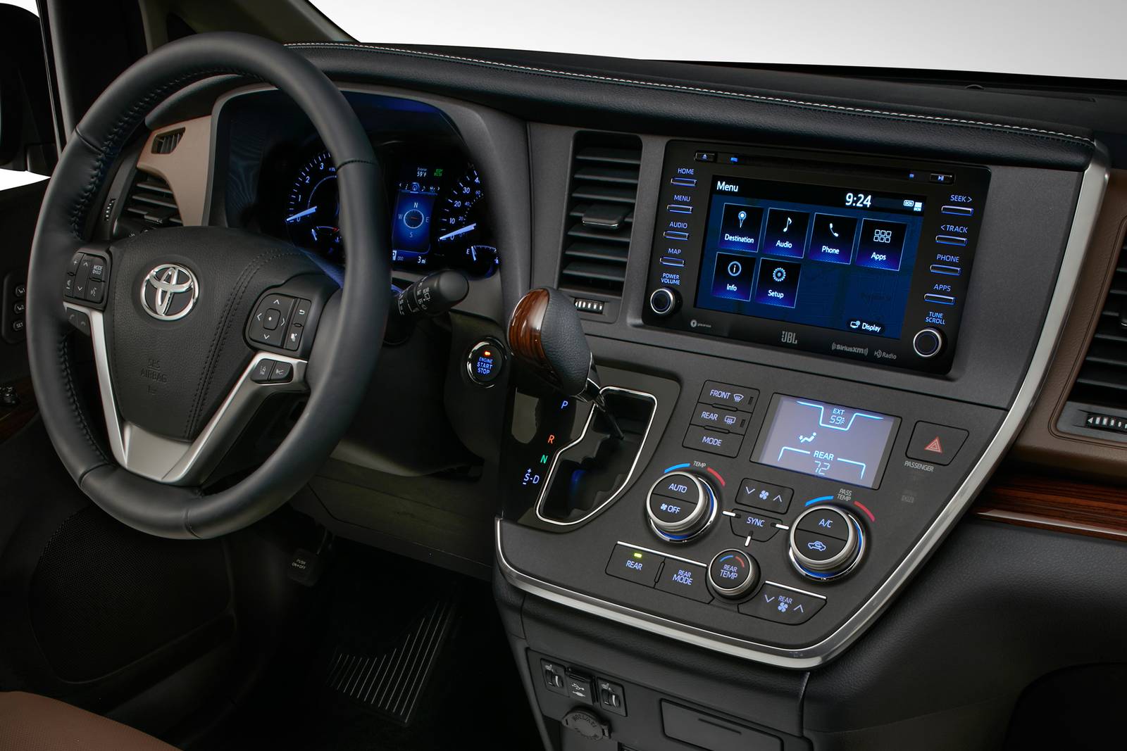 2019 Toyota Sienna interior D