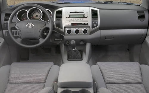 2005 Toyota Tacoma interior I