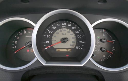 2005 Toyota Tacoma interior G