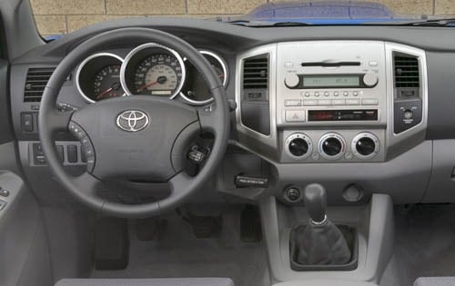 2006 Toyota Tacoma front safety D