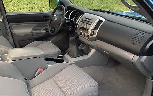 2008 Toyota Tacoma interior DETAIL