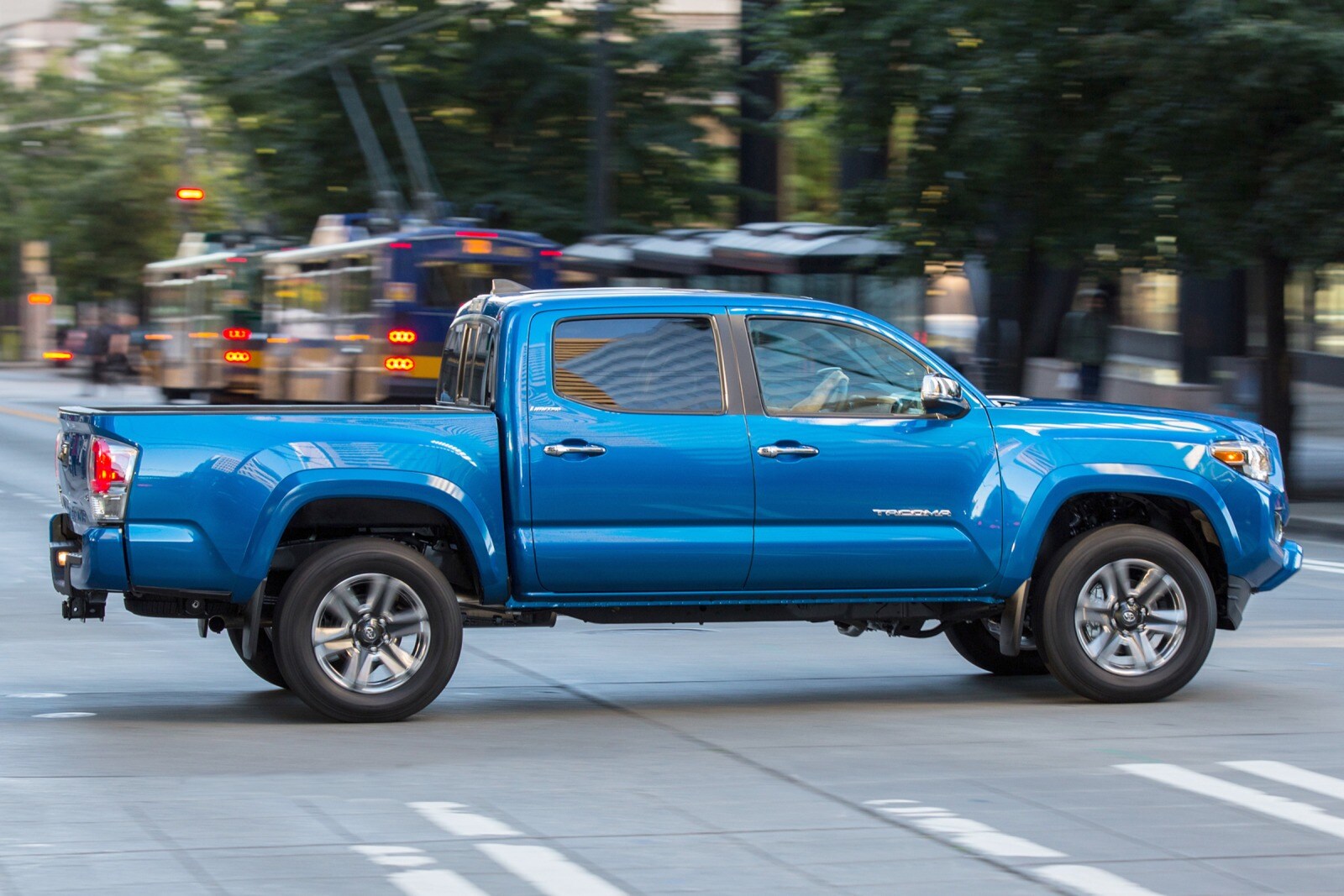 2016 Toyota Tacoma exterior F