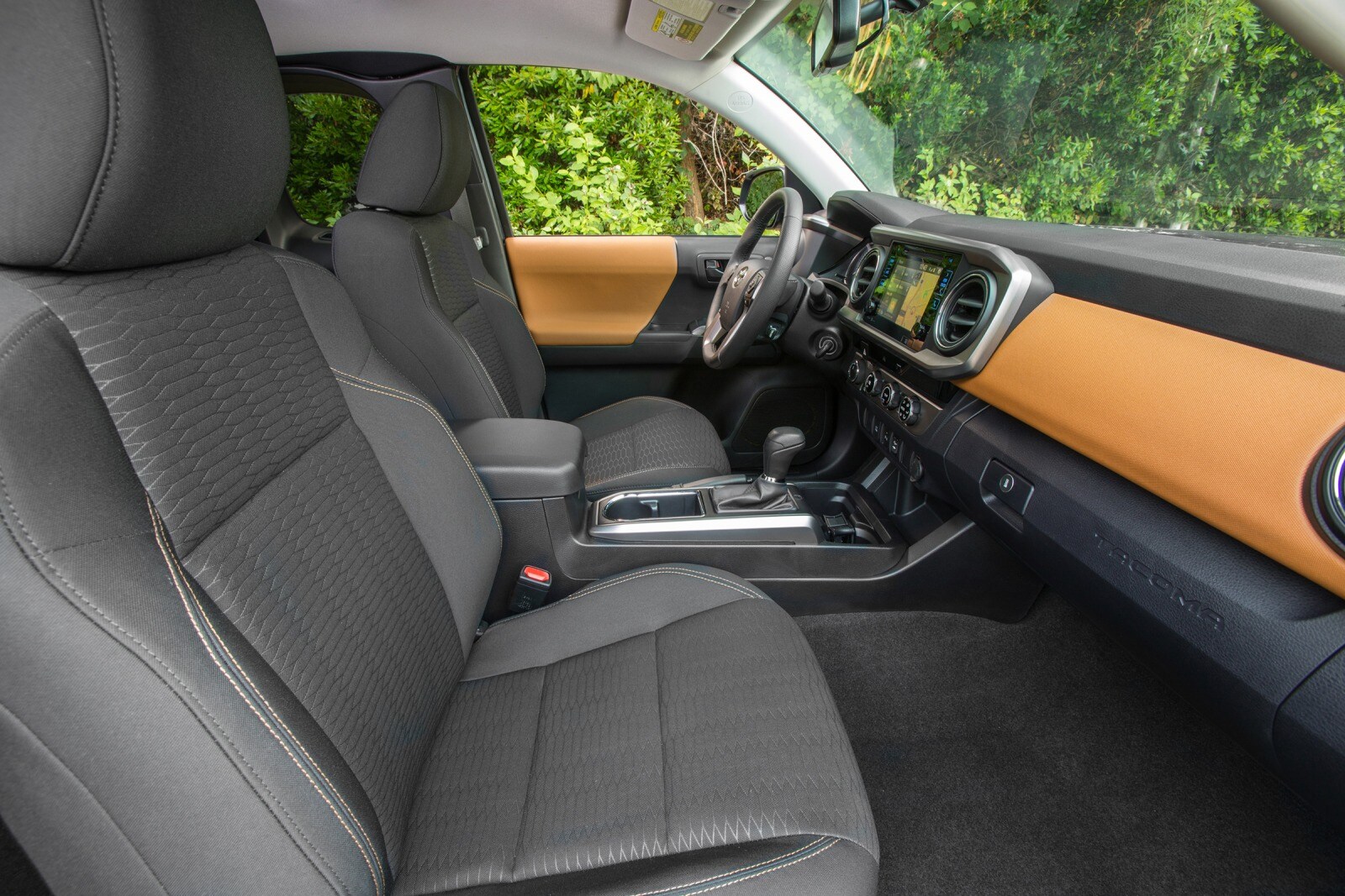 2016 Toyota Tacoma interior I