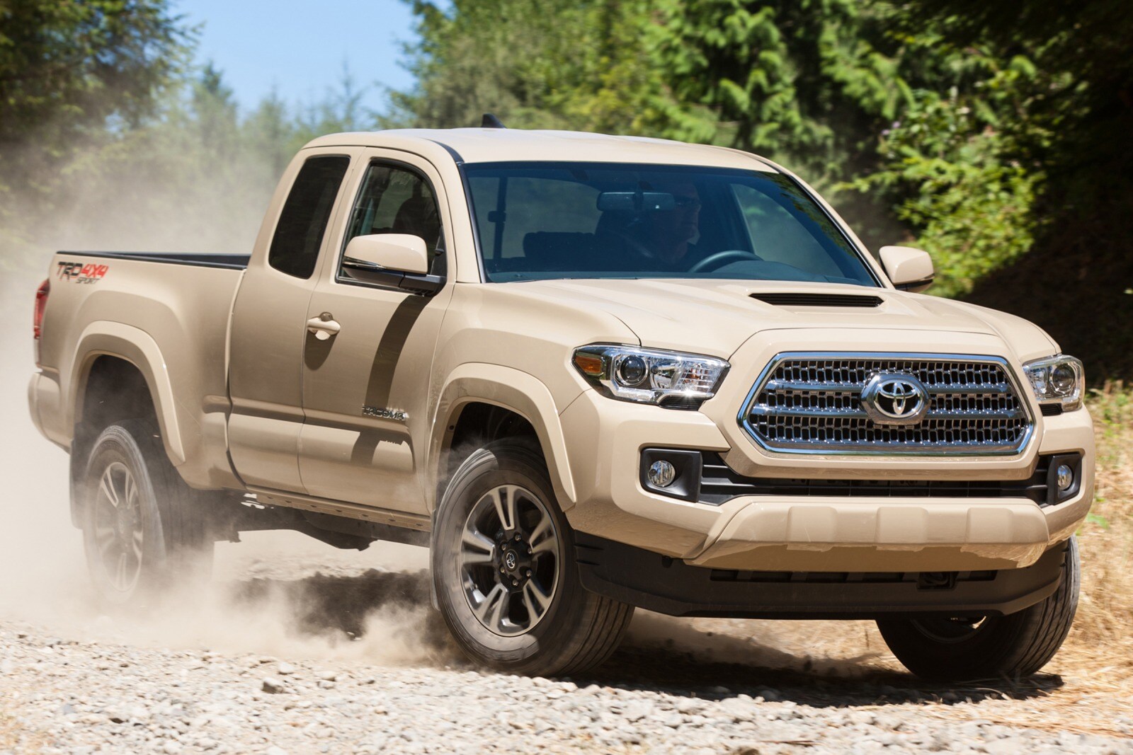 2016 Toyota Tacoma exterior FQ