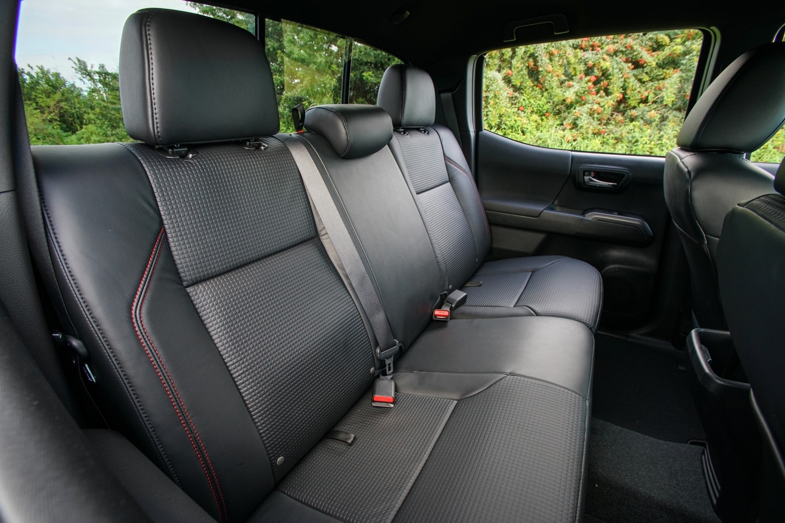 2017 Toyota Tacoma interior RI